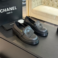 Chanel Low Shoes